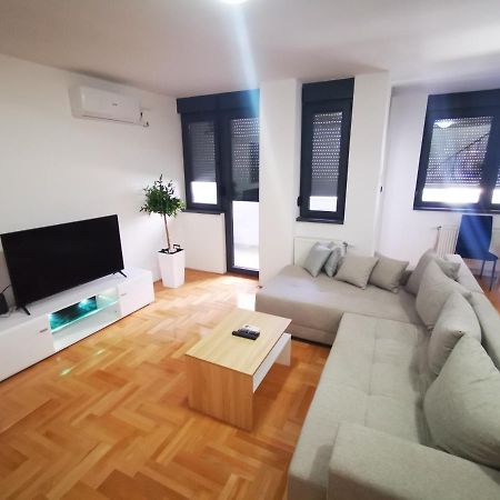 Riviera Apartments Ni Εξωτερικό φωτογραφία