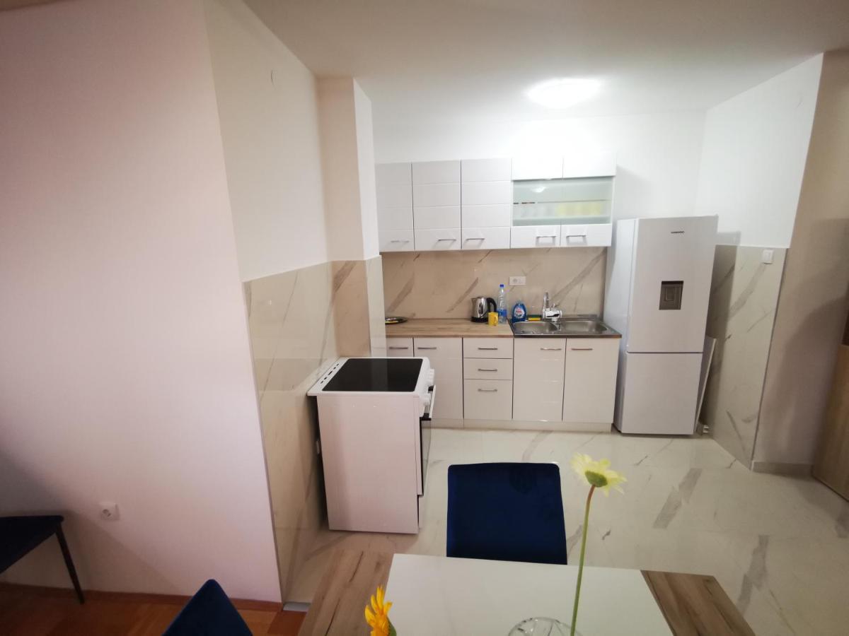 Riviera Apartments Ni Εξωτερικό φωτογραφία